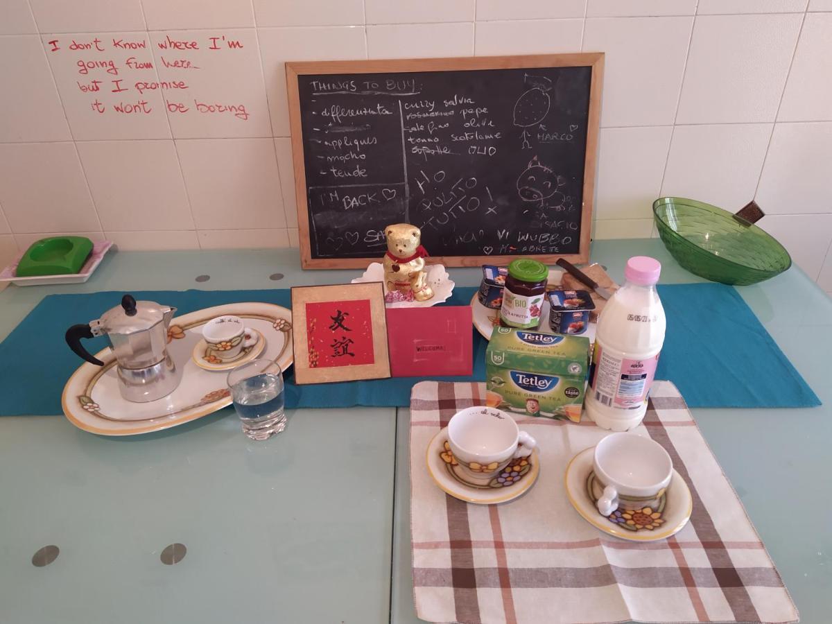 Vesuvio Corner - Spacious And Colorful Apartment In San Giorgio, Very Close To Napoli, Ideal For Families And Groups, Close To Pompeii, Sorrento... San Giorgio a Cremano Exterior photo